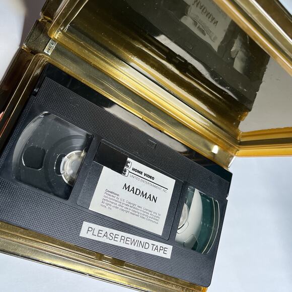 Madman VHS Video Tape Dan Cohen Sigourney Weaver Clamshell Rare HTF VCI Release - Picture 5 of 6